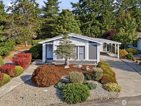 9590 Silver Creek Lane NW, Bremerton, WA 98311