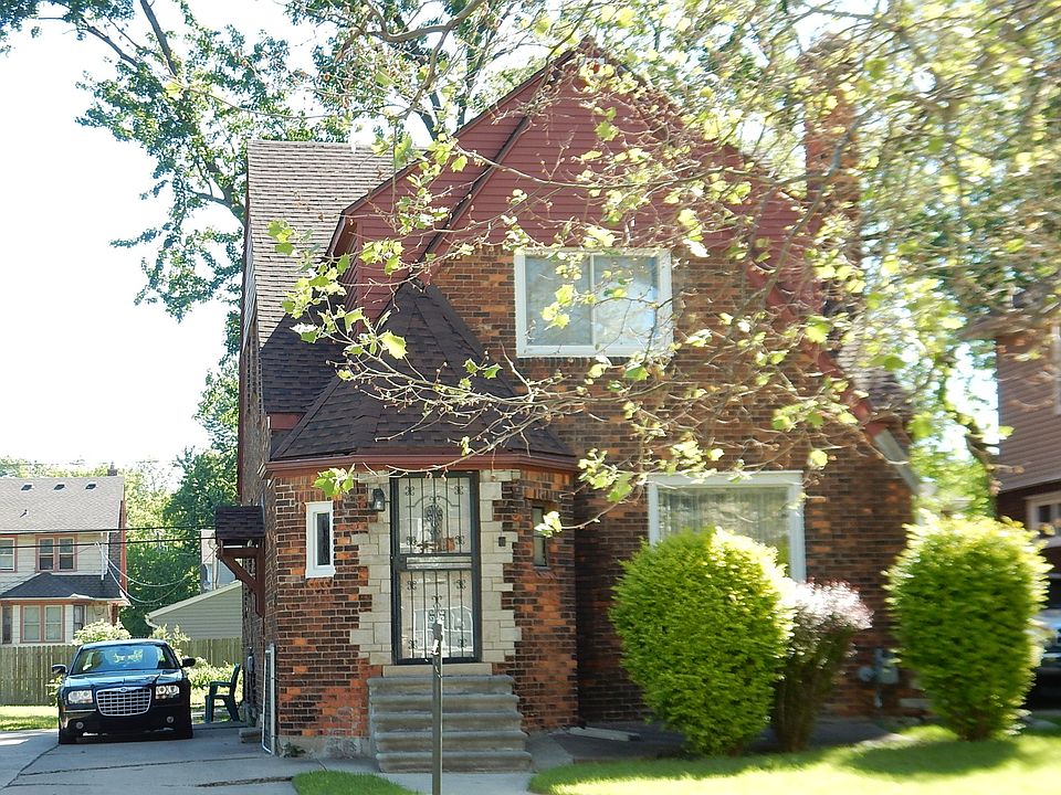 1st image of 410 Lakewood St