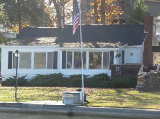 70943 Claire Dr, Union, MI 49130