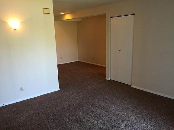3rd image of 4301 10th Ave