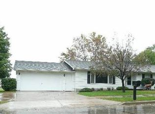 621 N Peach Ave, Marshfield, WI 54449
