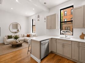 60-47 68th Ave, Ridgewood, NY