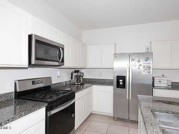 3rd image of 41012 W SUNLAND Drive