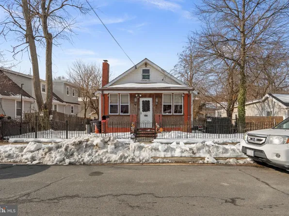 520 68th St, Capitol Heights, MD 20743