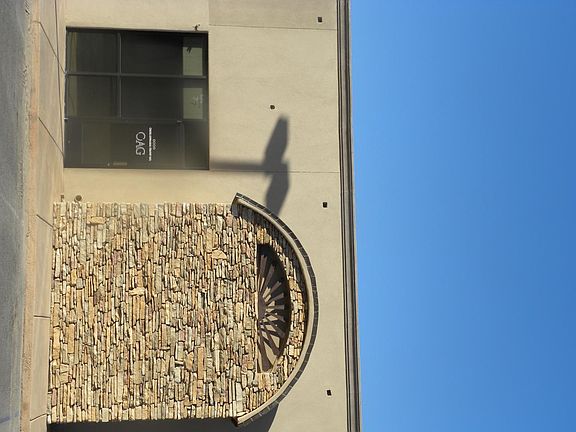 Easy Access to Freeway