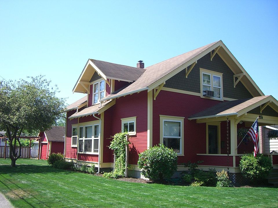 1st image of 204 7th Ave NW