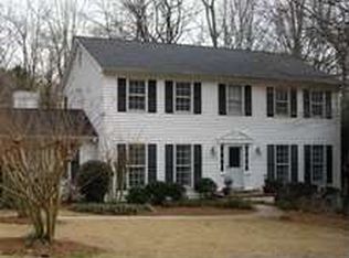 215 Abington Dr, Sandy Springs, GA 30328
