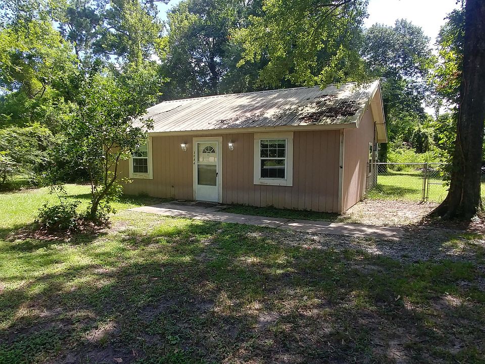 2nd image of 3044 Lawn Oak Dr
