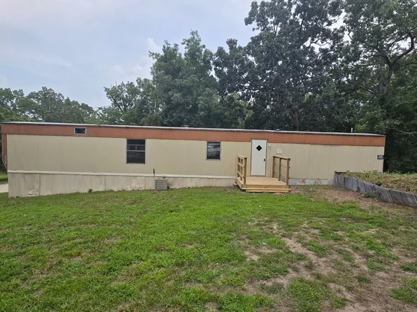 20891 Hampton Dr, Dixon, MO 65459