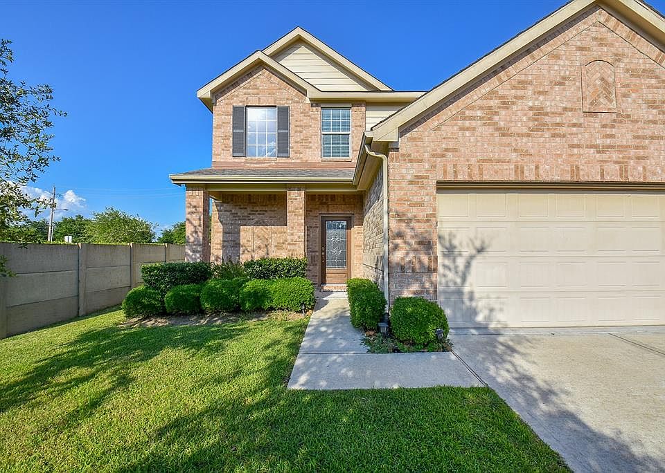 1st image of 6711 Strawberry Brook Ln