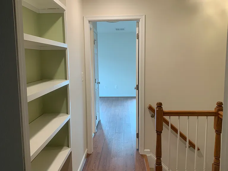 25128 Neptune Ter — Photo 21