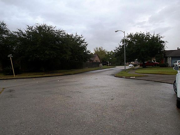 4th image of 143 Fargo Woods Dr