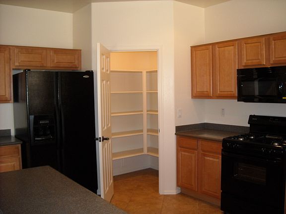3rd image of 18646 W Turquoise Ave