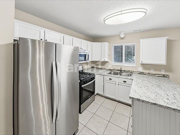 3rd image of 134 S 1400 W