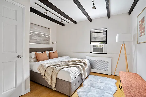 Rented by Douglas Elliman | media 2