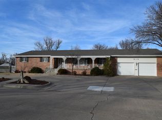 515 W 5th St, Russell, KS 67665
