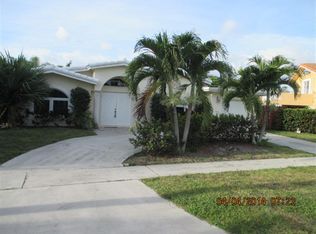 310 SE 12th St, Pompano Beach, FL 33060
