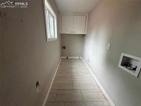 5th image of 2313 N Meade Ave
