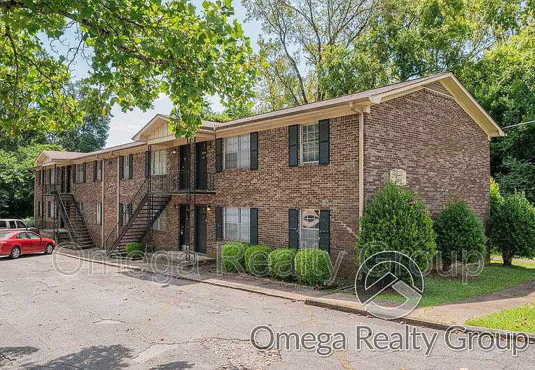 2020 High School Rd #C — Photo 1