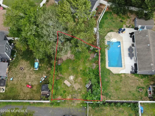 171 Highway 36 #0, North Middletown, NJ 07748
