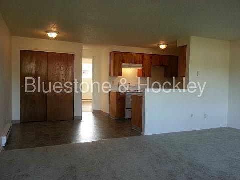 2nd image of 1647 Savage Rd NE