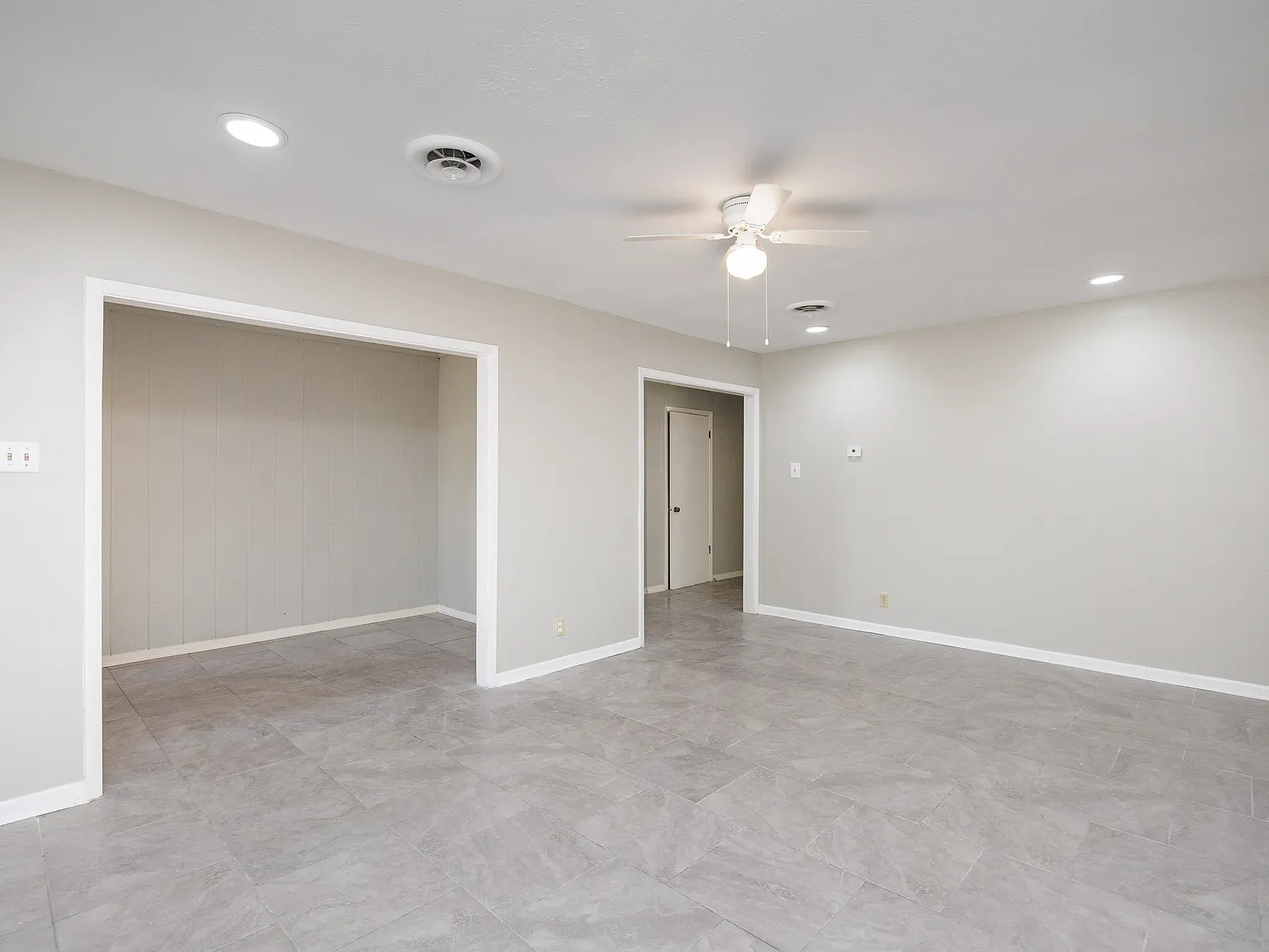 207 Blanco - 0 — Photo 2