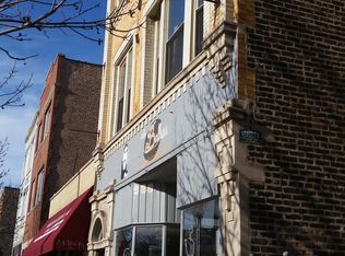 939 N Leavitt St #3R, Chicago, IL 60622