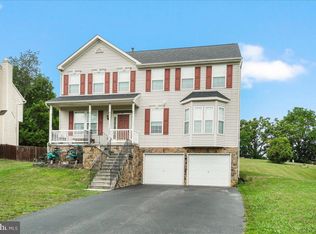 17960 Lyles Dr, Hagerstown, MD 21740