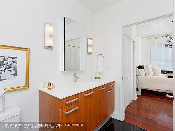 4th image of 313 NE 2nd St APT 503