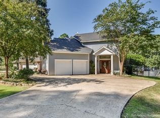 737 Parks Rd, Benton, LA 71006