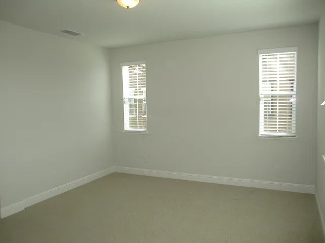 35 Huddlestone Cir — Photo 18