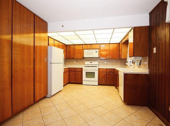 5th image of 9217 S Keeler Ave