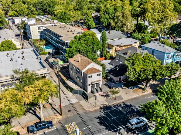 2212 10th St #1, Sacramento, CA 95818