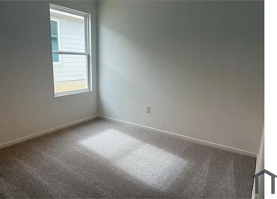 523 Layne Overlook — Photo 11