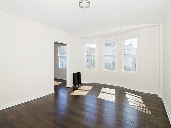 4th image of 350 Judah St #202