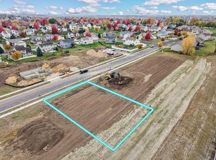 302 Michelle Ln #176, Cottage Grove, WI 53527