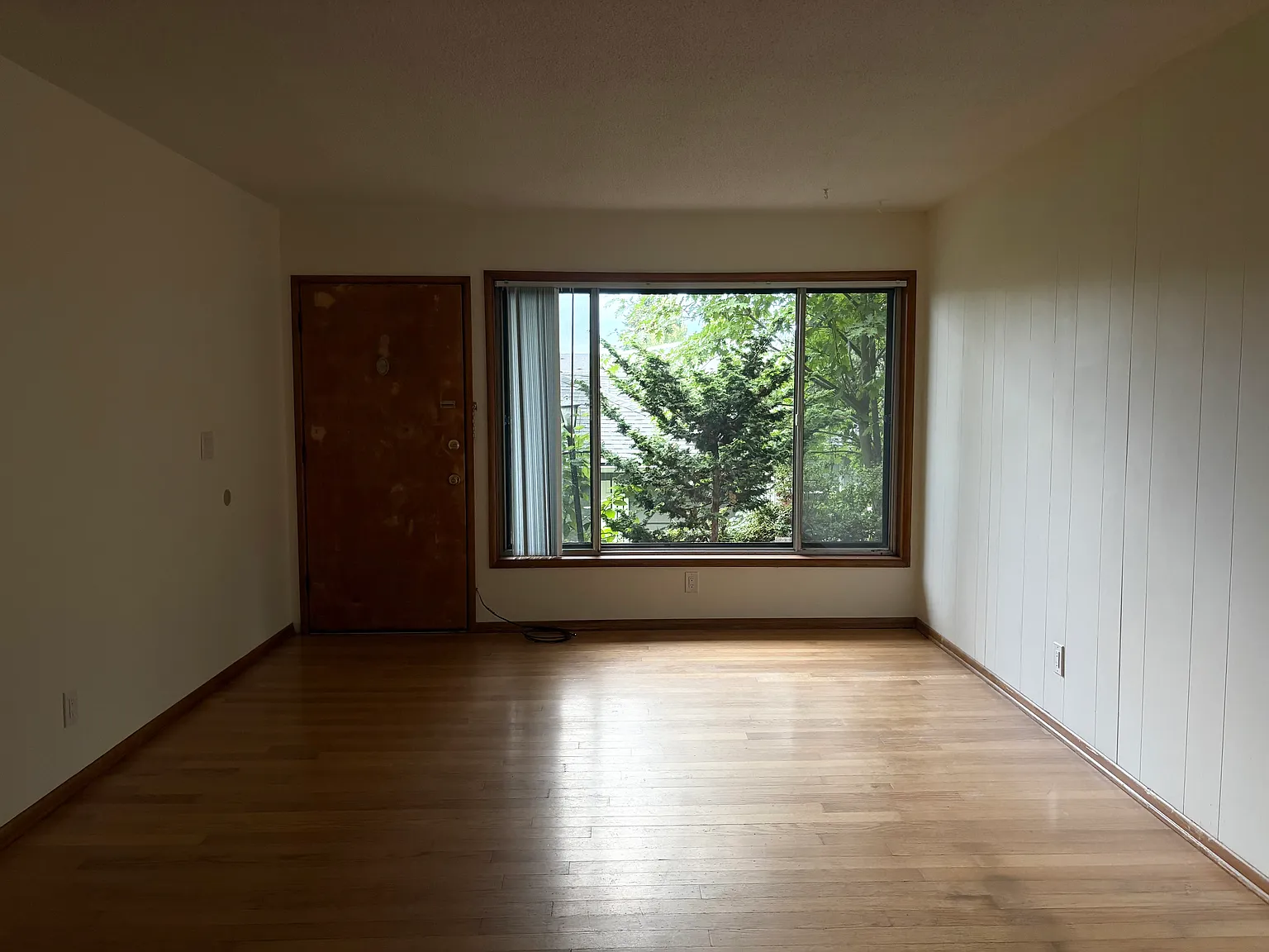 3724 SE 40th Ave — Photo 2