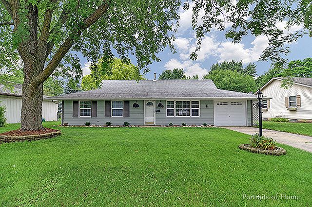 1st image of 130 Circle Dr W