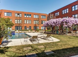 2502 Live Oak St APT 330, Dallas, TX 75204