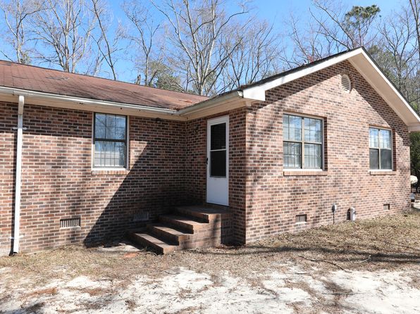 138 Mimosa Dr #B