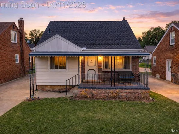 13499 Wesley St, Southgate, MI 48195
