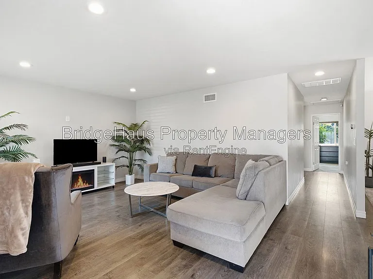6379 Elsberry St — Photo 6