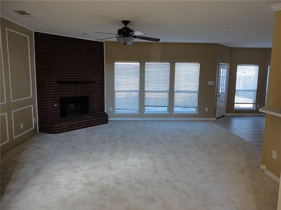 4th image of 461 Lakefield Dr