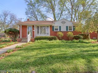 29825 W Chicago St, Livonia, MI 48150