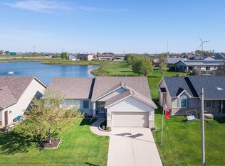 1912 Saltonstall Dr, Normal, IL 61761