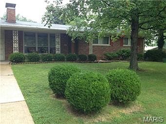 3rd image of 565 Lodge Dr