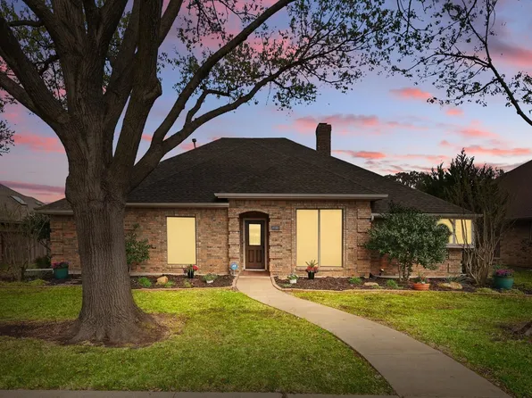 2510 Cresthaven Dr, Garland, TX 75040