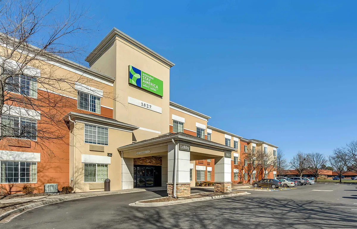 Exterior - 1827 Centre Point Cir