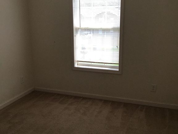 5th image of 776 Cherrybark Ln APT 1