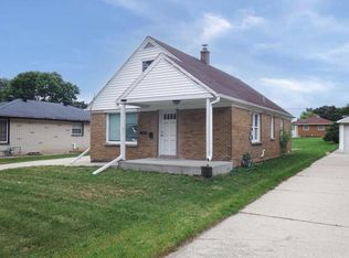 4865 S 20th St, Milwaukee, WI 53221